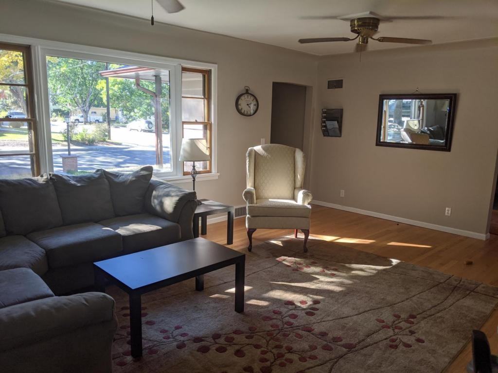 770 Douglas Ave - Photo 7 of 10