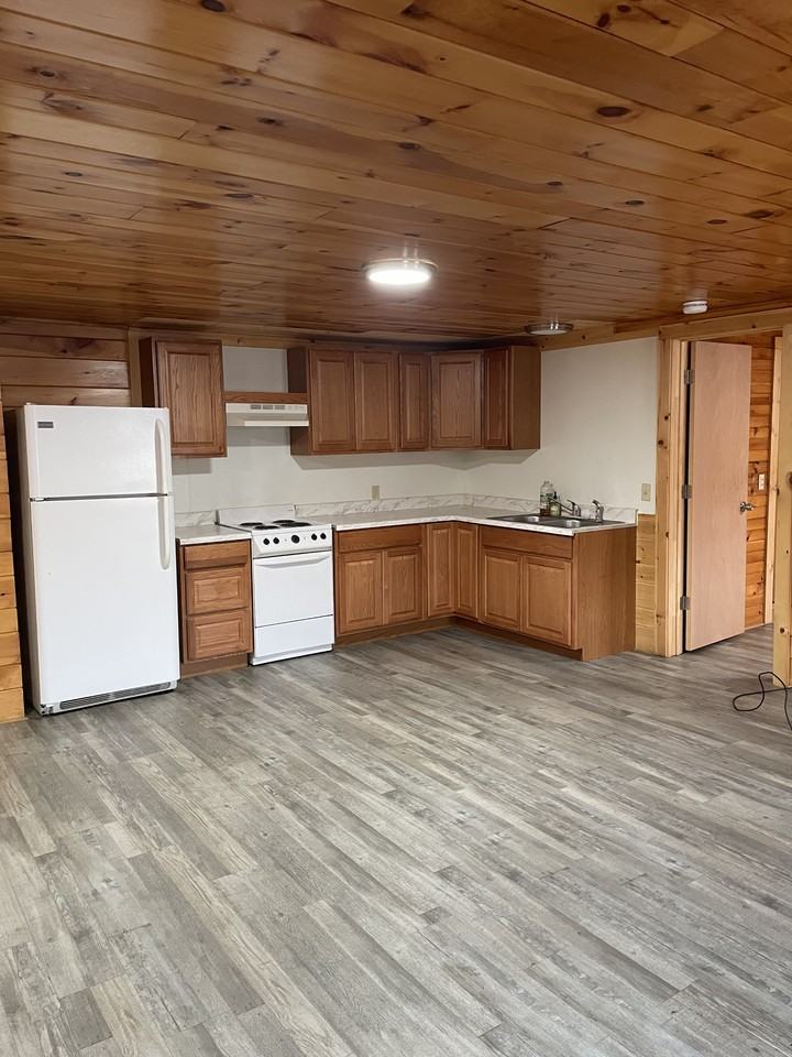 491 Richmond Rd #1 - Photo 3 of 6