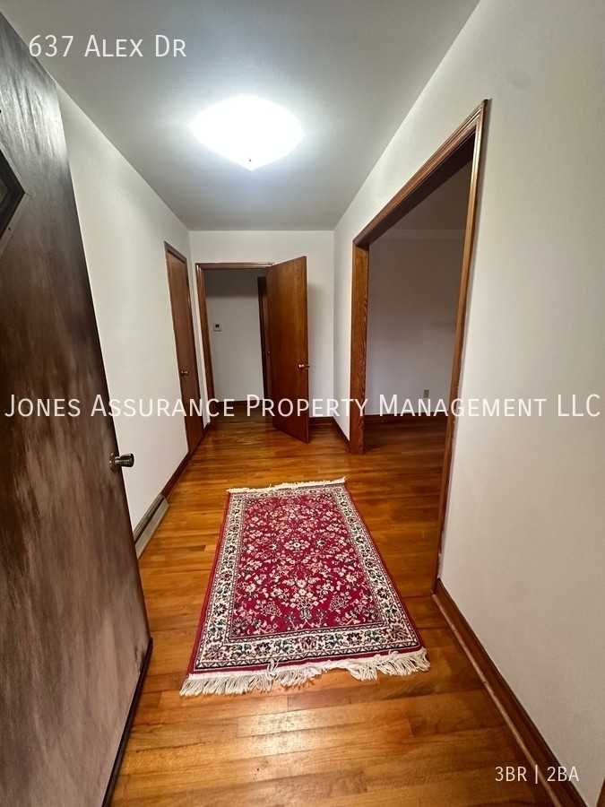 637 Alex Dr - Photo 3 of 15
