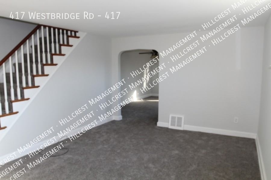 417 Westbridge Rd #417 - Photo 3 of 9