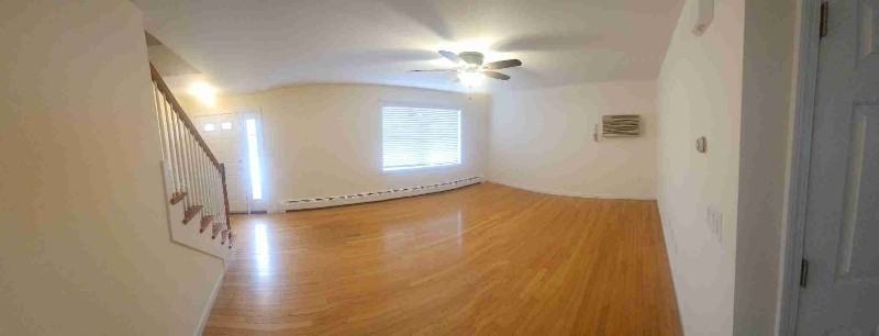 650 Bell St - Photo 3 of 13