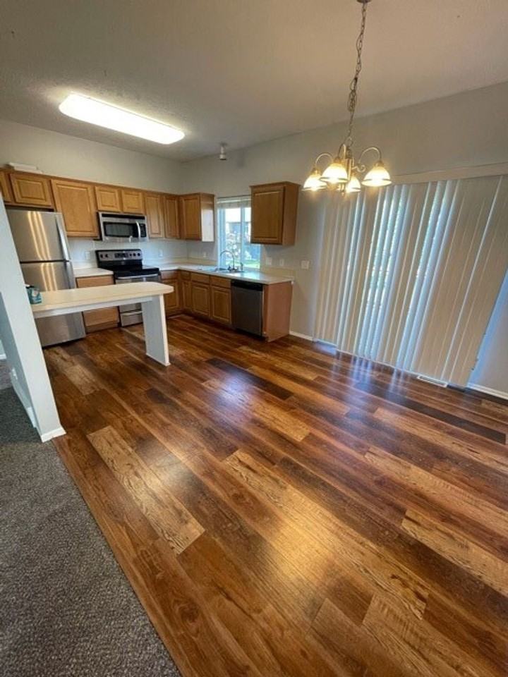 1102 Gold Coast Rd - Photo 2 of 11