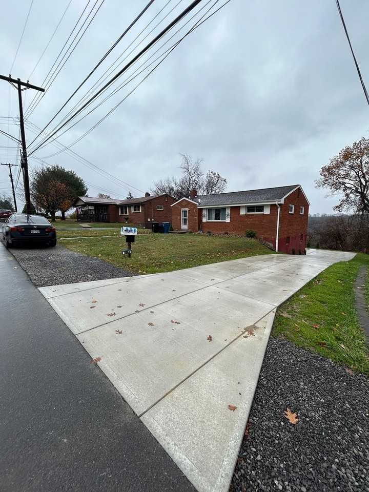 506 Crescent Boulevard Ext - Photo 4 of 50