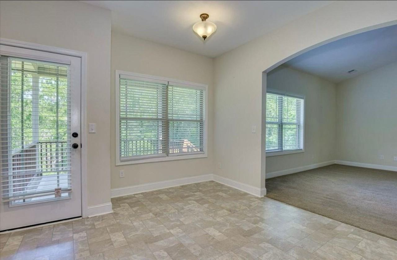 221 Grand Oaks Way - Photo 6 of 12