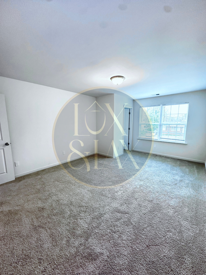 1604 Lasalle Street, Unit A - Photo 2 of 23
