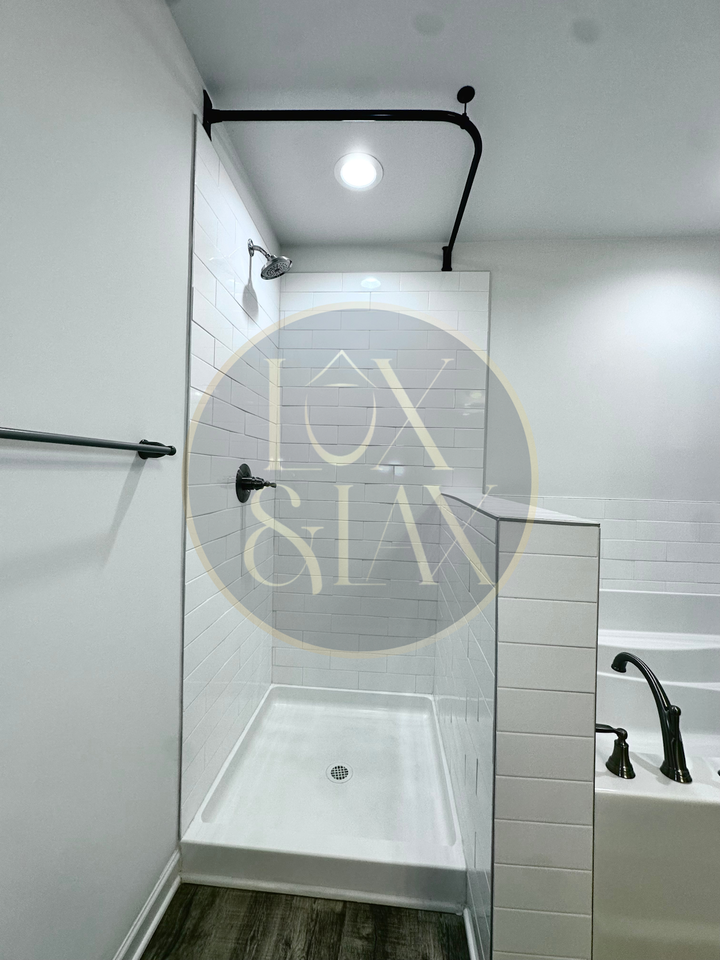 1604 Lasalle Street, Unit A - Photo 7 of 23