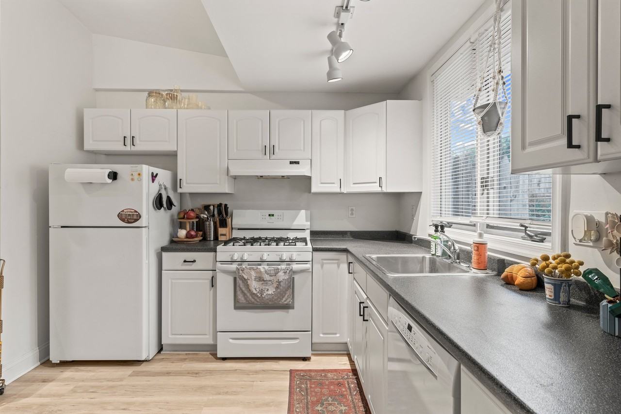 3807 Sharp St #REAR - Photo 2 of 19