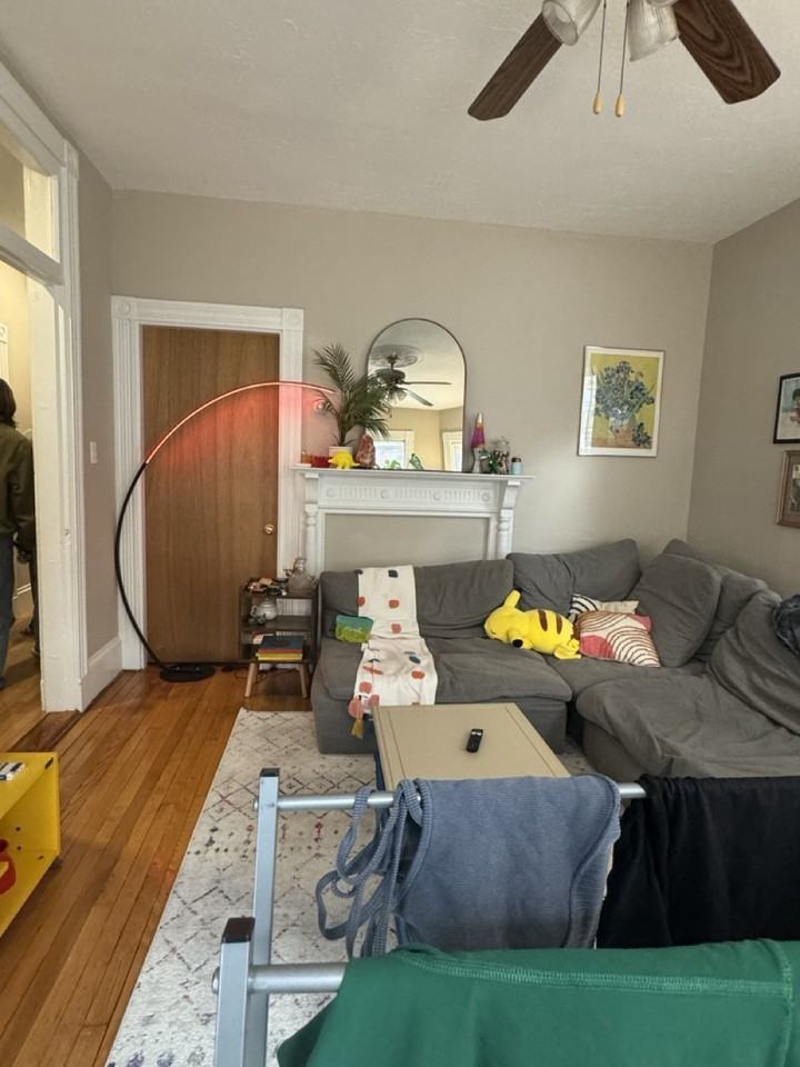 68 Calumet St #1 - Photo 4 of 28