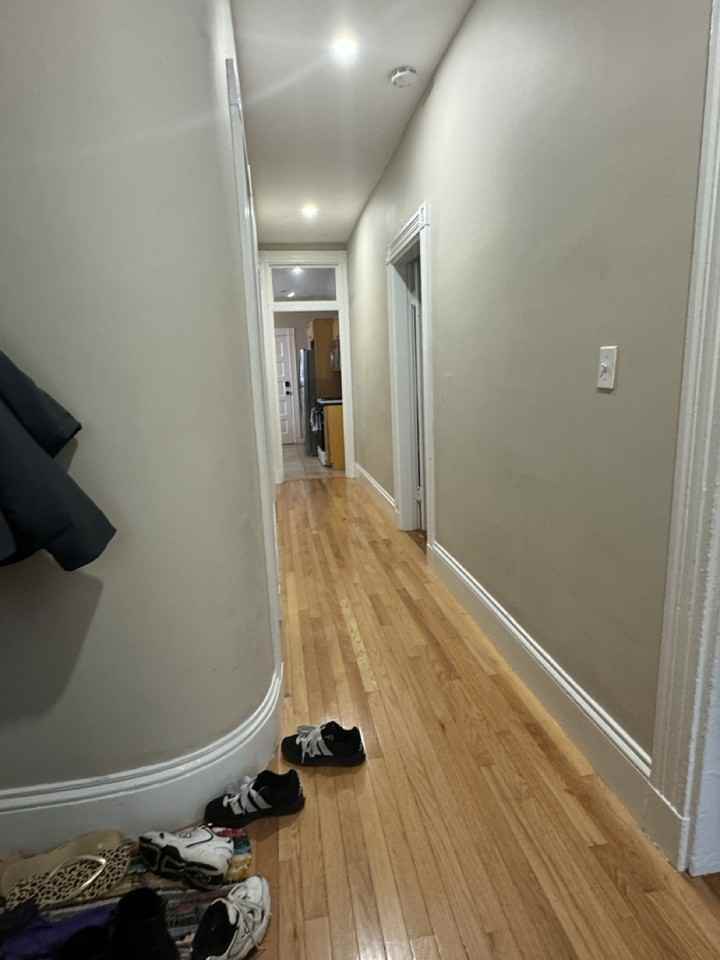 68 Calumet St #1 - Photo 5 of 28