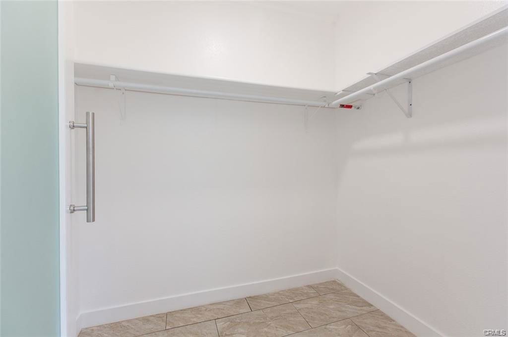 3818 Huron Ave - Photo 2 of 8