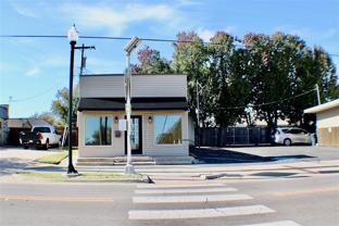 4511 N Western Ave - Photo 1 of 1