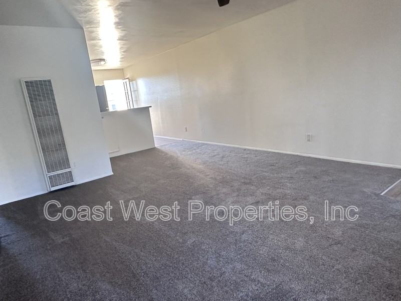 495 Chestnut Ave - Photo 7 of 22