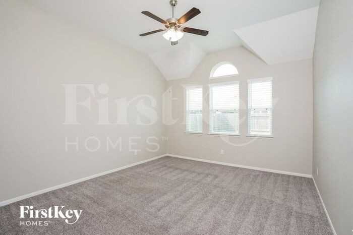 216 Gigi Pl - Photo 3 of 16