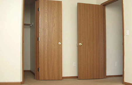 Traditions Of Holland - Photo 3 of 5