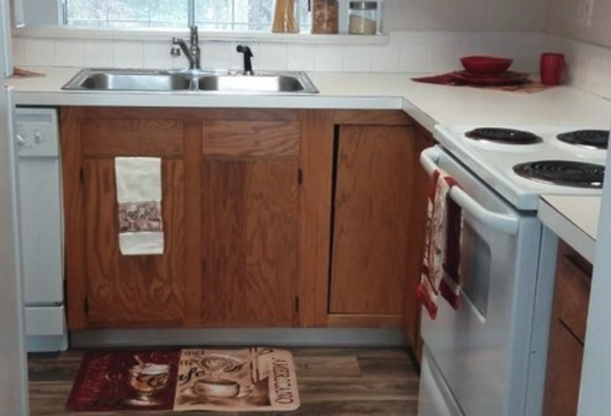 Traditions Of Holland - Photo 5 of 5