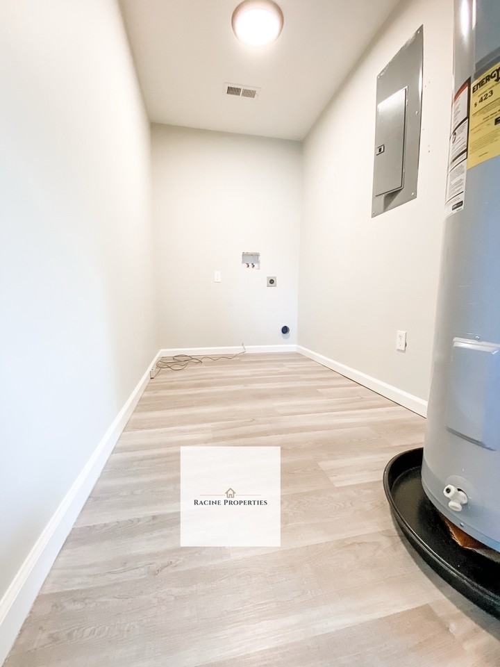 1317 Hub Wilson Rd - Photo 2 of 19