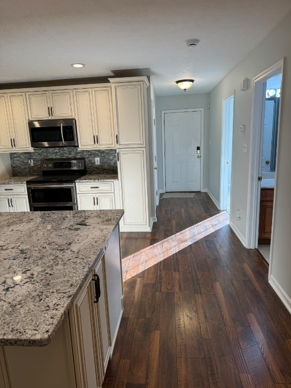 7315 Windtree Oaks Way - Photo 3 of 14