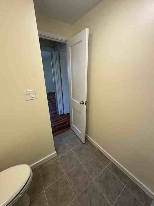 12 Valley Pl N - Photo 2 of 13