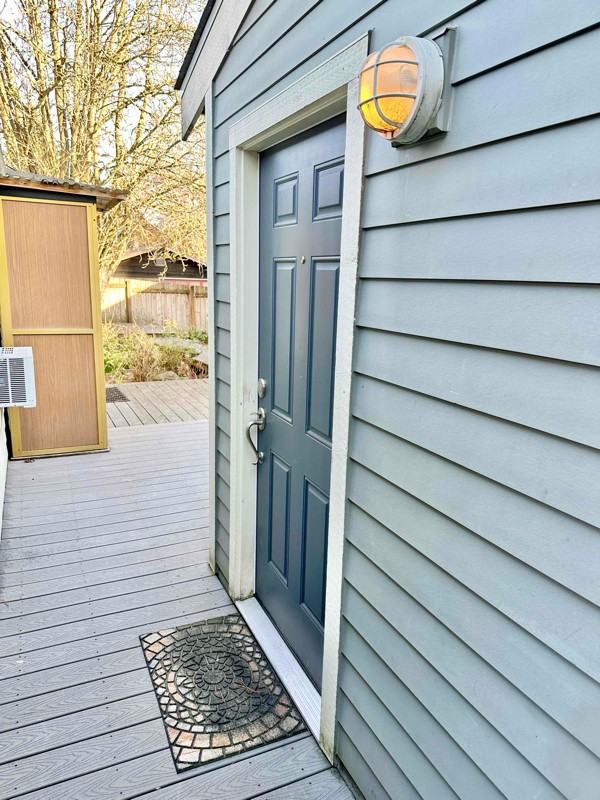 7528 20th Ave Ne - Photo 2 of 11