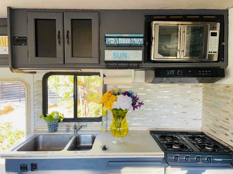 1 Meadow Lane - Photo 3 of 14