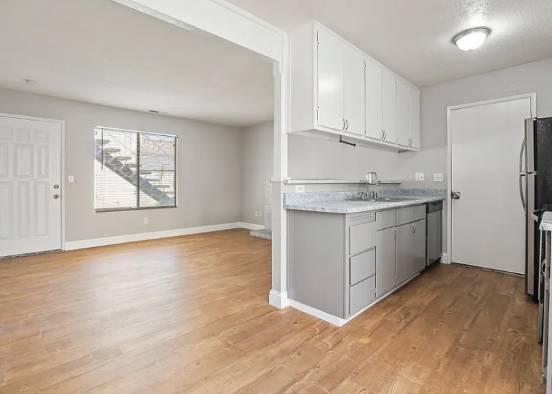 712 Mccoy Ct #64 - Photo 6 of 8