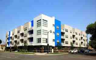featured image of 408 Roberts St N
