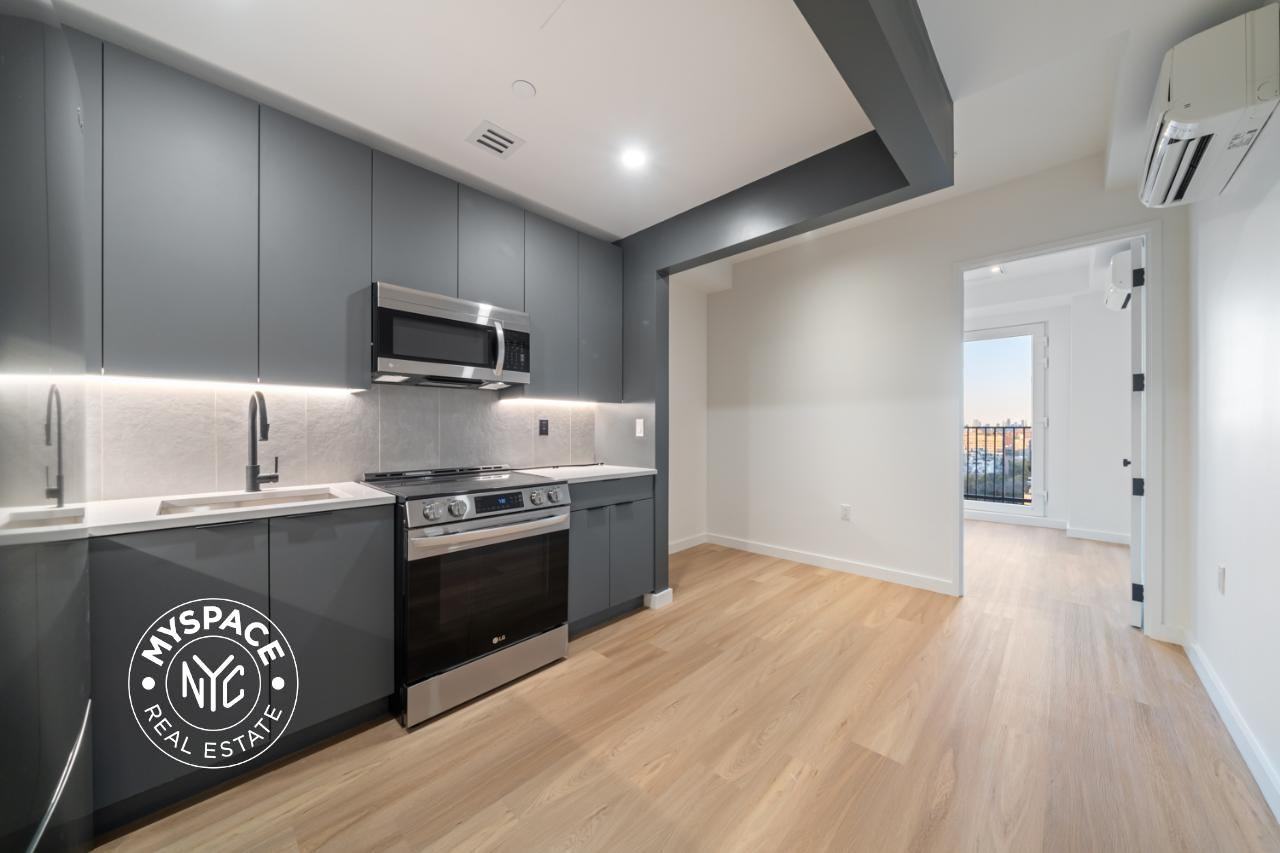 931 Carroll St #812 - Photo 2 of 35