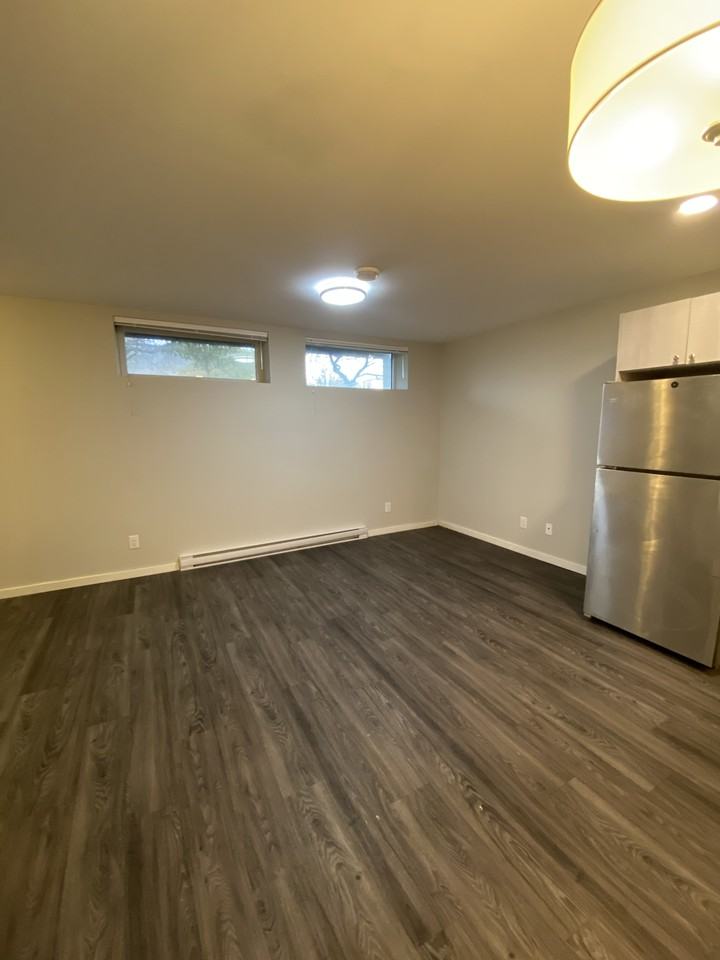 397 Horace St - Photo 3 of 8