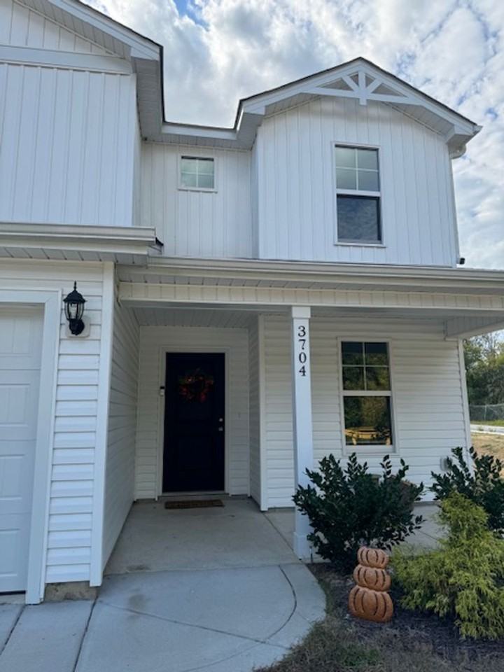 3704 Stone St - Photo 2 of 27