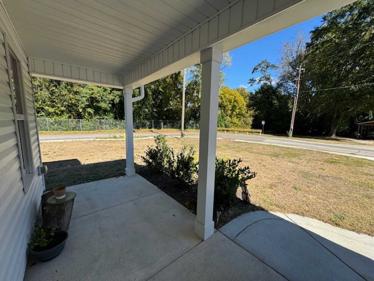 3704 Stone St - Photo 3 of 27