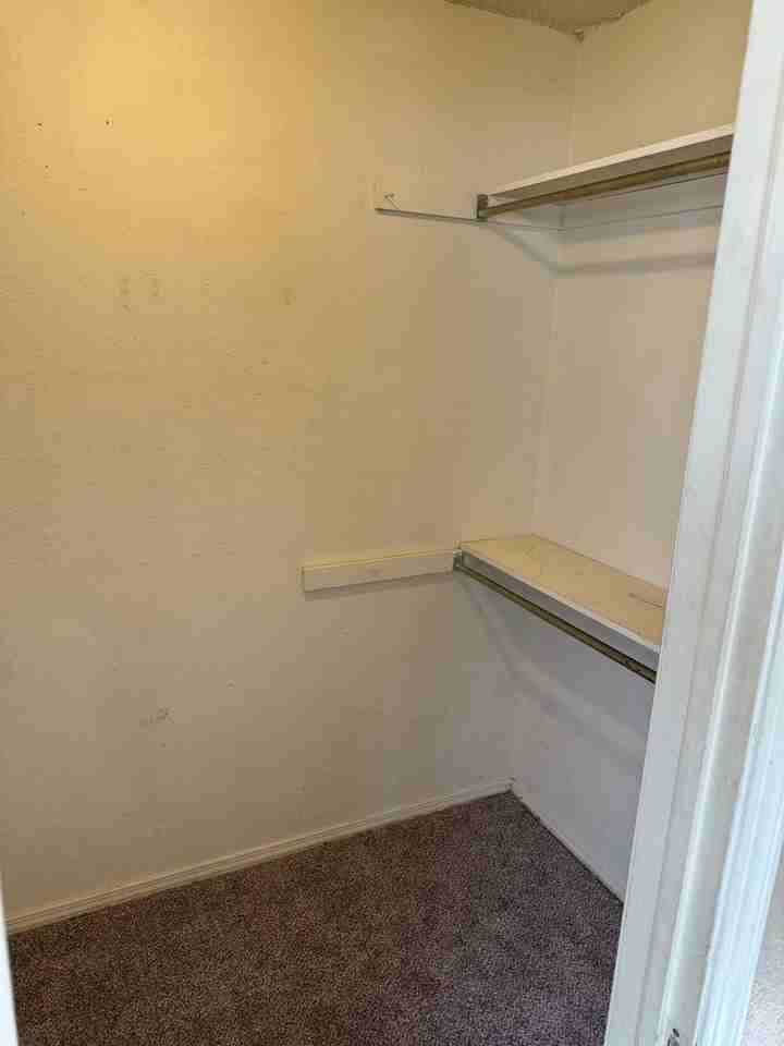 401 401 SE 12th Ave. - 401 SE 12th Ave. - Photo 3 of 6