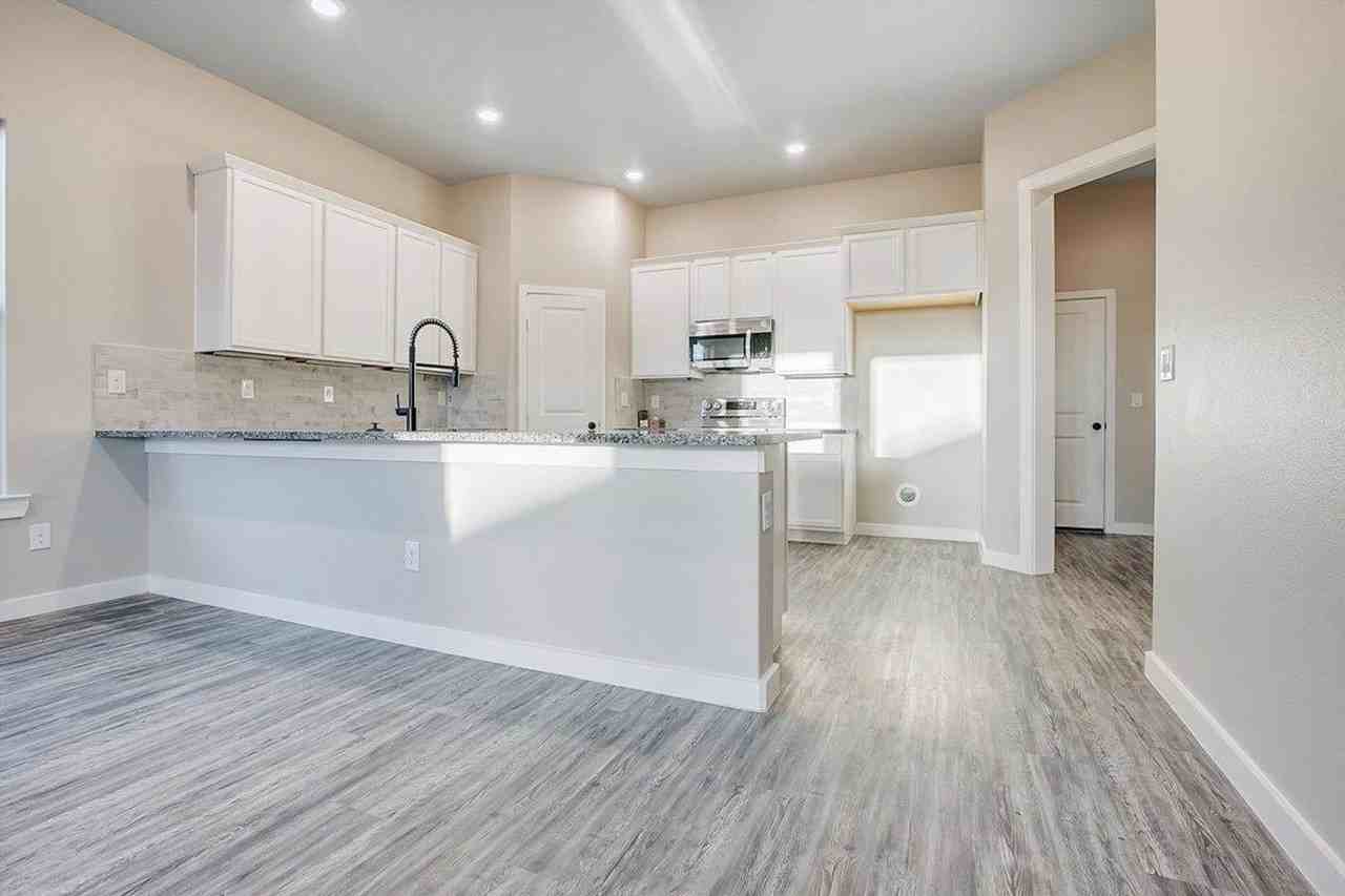 3414 Bryan Ave - Photo 6 of 26