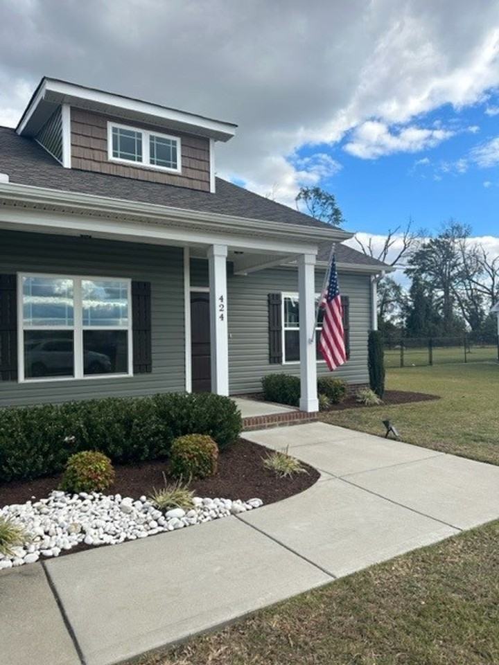 424 Willow Pond Dr - Photo 2 of 31