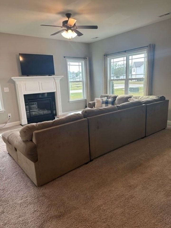 424 Willow Pond Dr - Photo 5 of 31