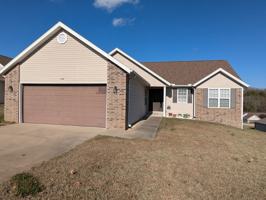 featured image of 119 Maple Leaf #NA