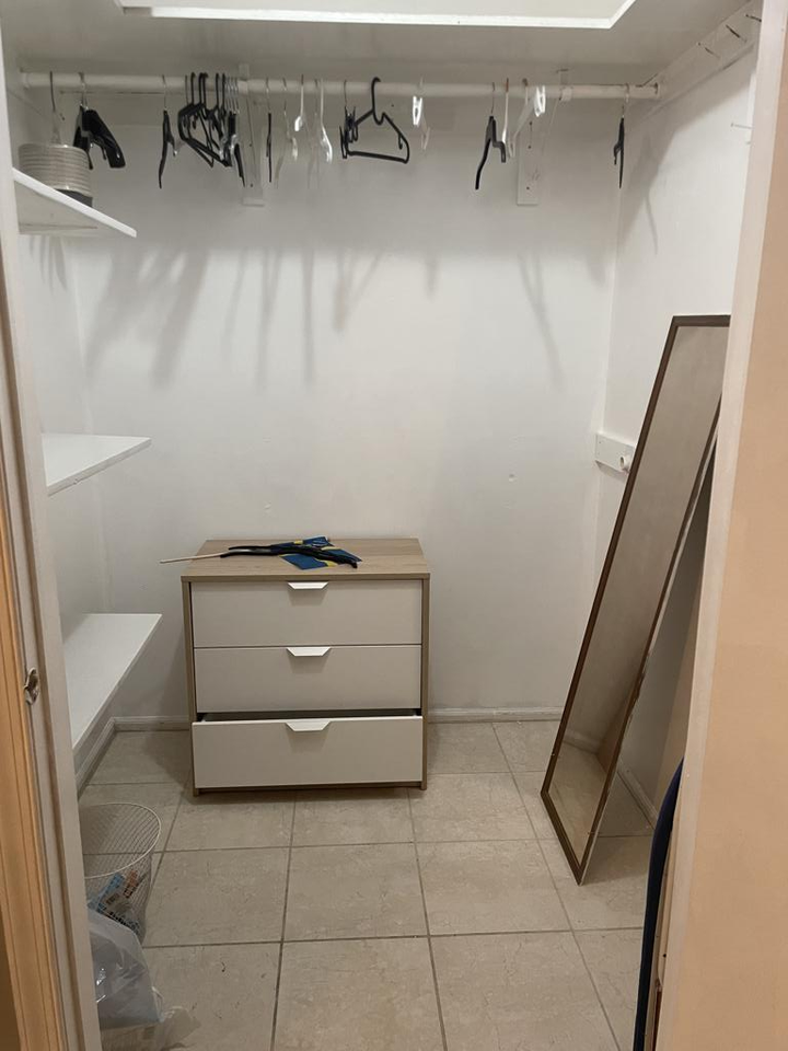 78 Canterbury Ct #1 - Photo 6 of 9