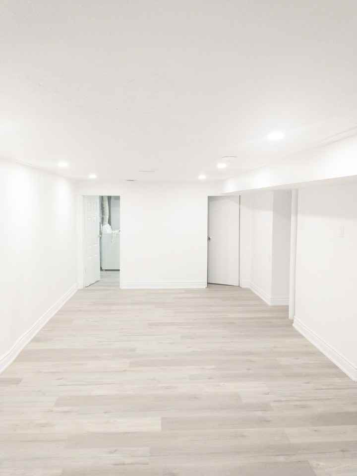 22 Franson Crescent - Photo 3 of 8