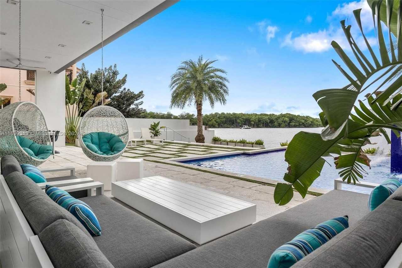 323 Atlantic Ave #NA - Photo 6 of 50