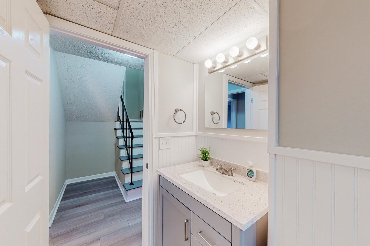 Peartree Lane - Photo 6 of 18