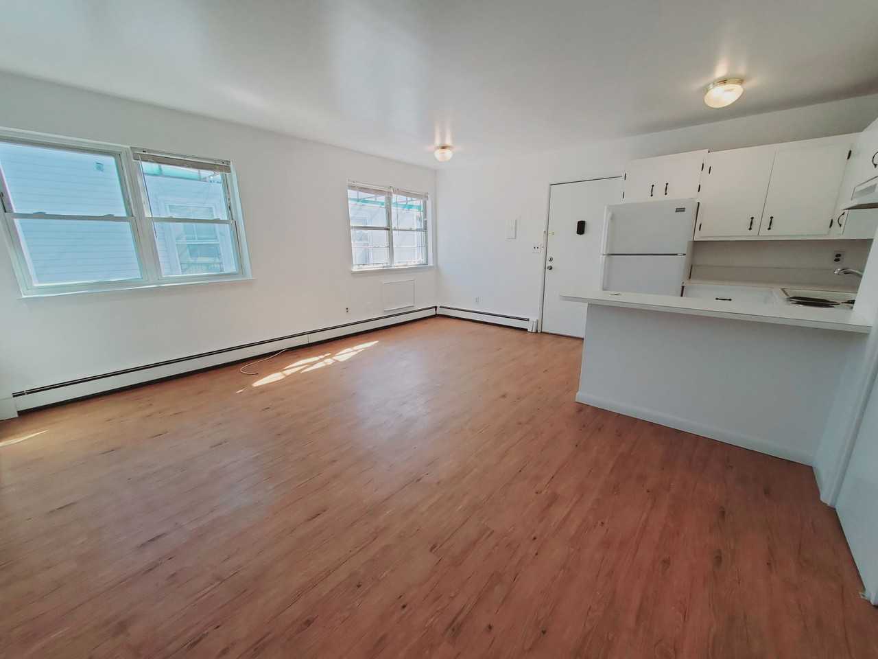 761 Cove Rd #4 - Photo 2 of 5