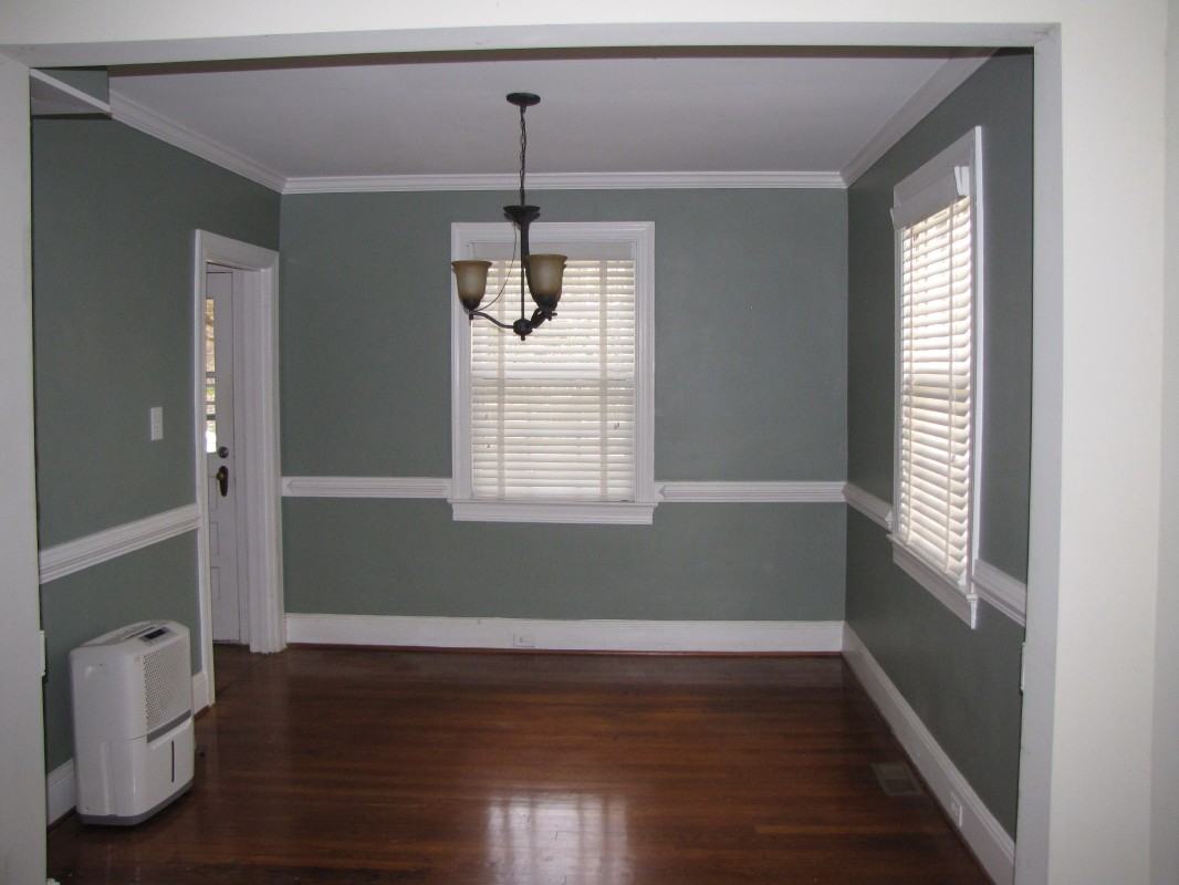 2411 Shenandoah Ave - Photo 3 of 11