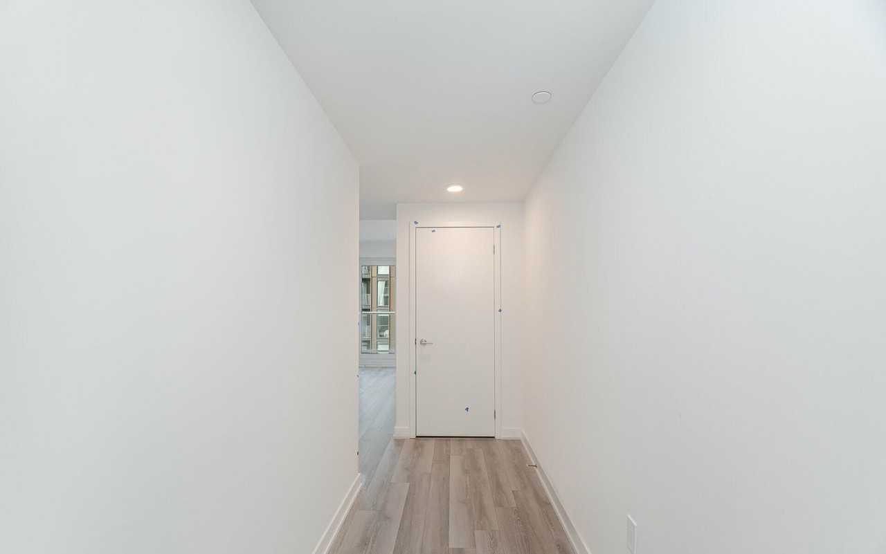 230 Simcoe Street #2220 - Photo 7 of 14