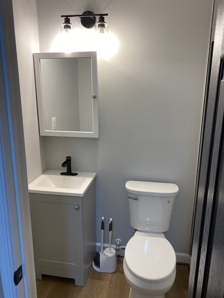 823 N Woodington Rd 2nd Floor - Photo 4 of 10