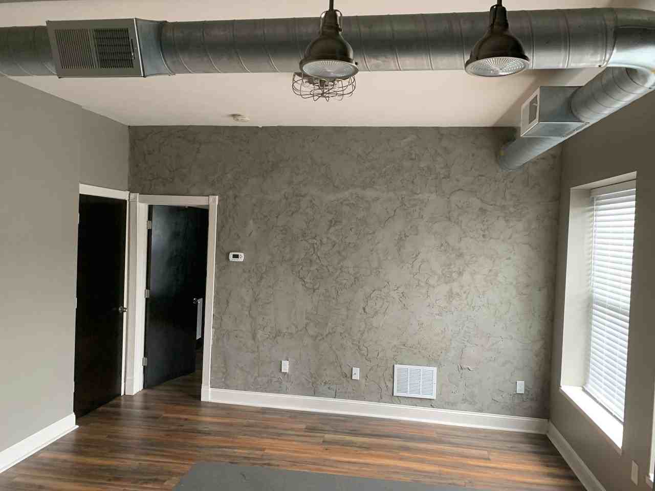 5719 E. Liberty - Photo 4 of 14