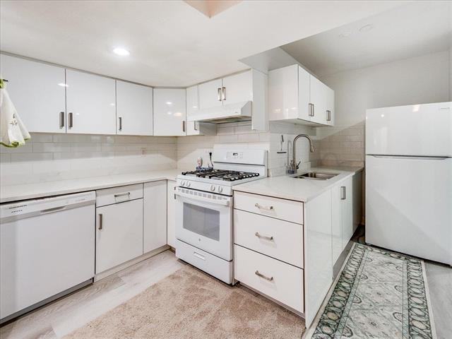 93 Ave & 152 St - Photo 7 of 7