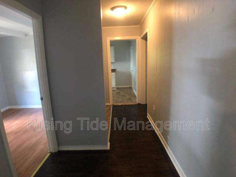 3716 42nd St N - Photo 4 of 10