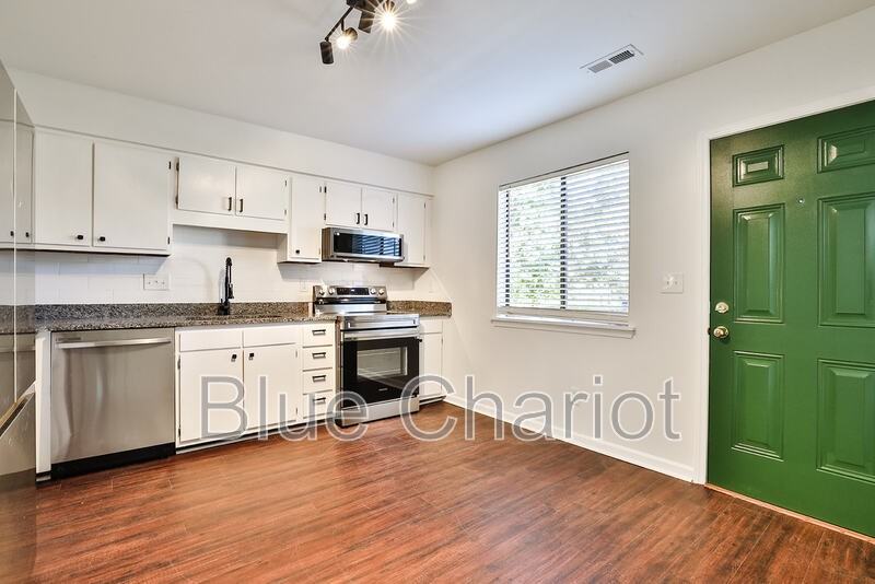 1000 Fargo St #E3 - Photo 4 of 30