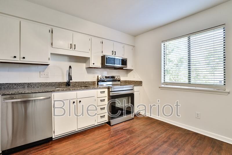1000 Fargo St #E3 - Photo 6 of 30