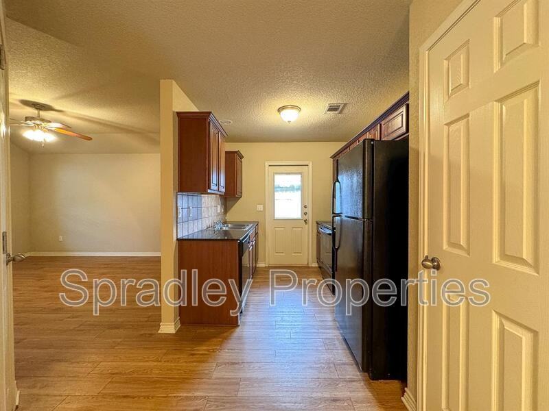 208A Andy Ln - Photo 3 of 15