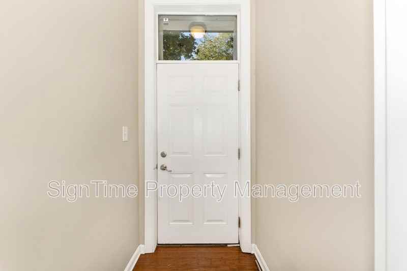 44 E Franklin St #1W - Photo 4 of 50